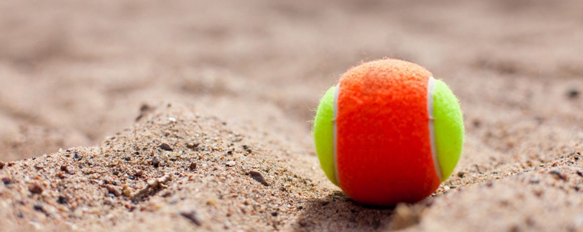 Quer aprender a jogar tênis? Confira dicas de como começar a prática - Novo  Momento